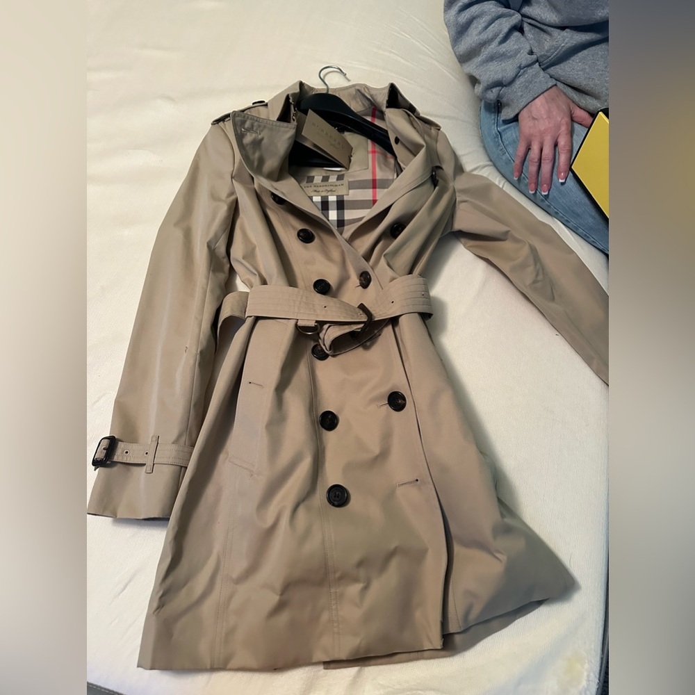 Burberry trench coat women’s small vintage collectors item